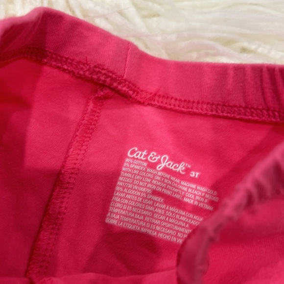 Cat and jack 3 t girl shorts good condition - Picture 2 of 2